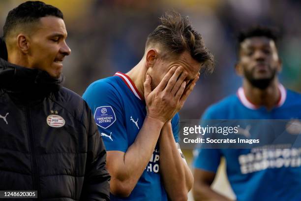 Luuk de Jong of PSV disappointed during the Dutch Eredivisie match between Vitesse v PSV at the GelreDome on March 19, 2023 in Arnhem Netherlands