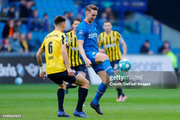 Luuk de Jongof PSV Eindhoven controls the ball during the Dutch Eredivisie match between SBV Vitesse and PSV Eindhoven at Gelredome on March 19, 2023...