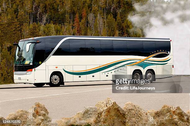 touring america ii - bus lane stockfoto's en -beelden