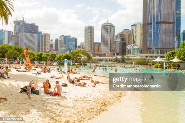brisbane artificial street beach and pool, south bank parkland, brisbane, queensland, australia - brisbane beach stock pictures, royalty-free photos & images