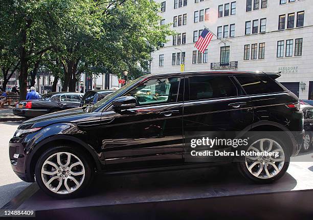 Range Rover Hotel 1,781 2011 Range Rover Stock Photos, High-Res Pictures, and Images ...