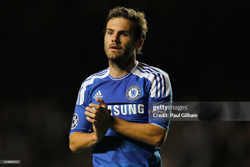 Chelsea FC v Bayer 04 Leverkusen - UEFA Champions League