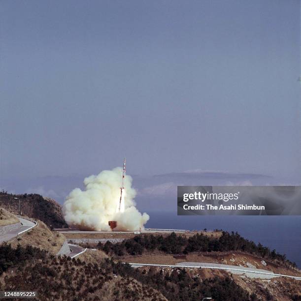 Labeda Rockets Lambda Rocket Photos and Premium High Res Pictures - Getty Images