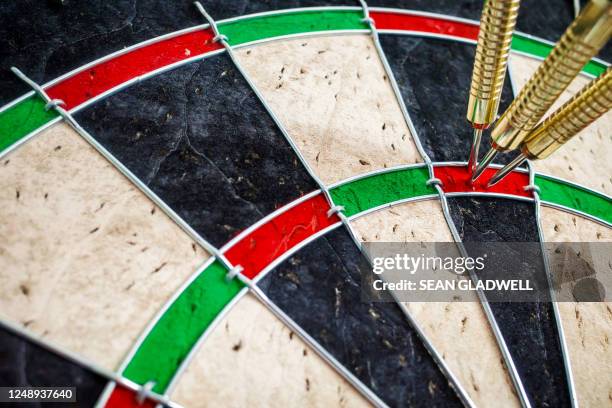 treble twenty - dartboard stock pictures, royalty-free photos & images