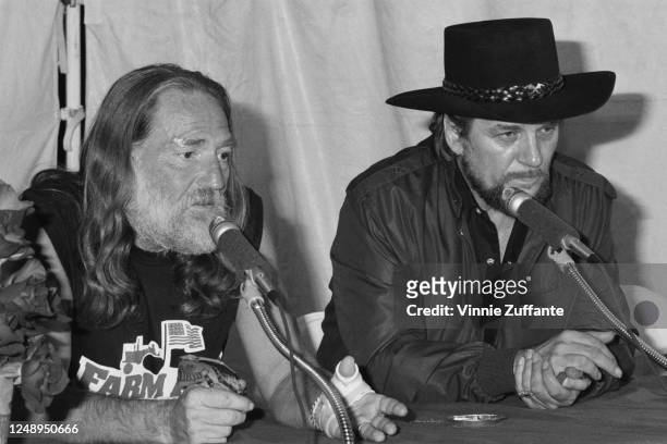 American musicians Willie Nelson and Waylon Jennings , circa 1983.