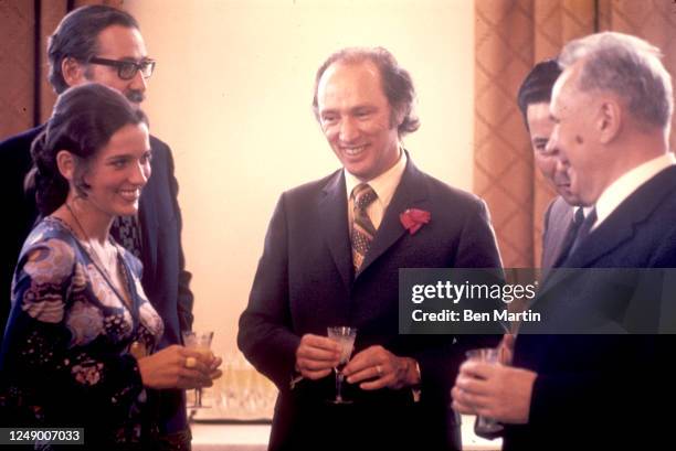 Canadian author, actress, photographer and activist Margaret Trudeau and Canadian politician Pierre Trudeau with Russian politician Alexei Kosygin in...