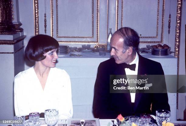 Canadian author, actress, photographer and activist Margaret Trudeau and French politician Valéry Giscard d'Estaing, 1974.