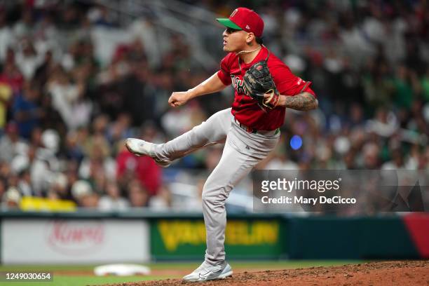 Gerardo Reyes of Team Mexico pitches in the eighth inning during the 2023 World Baseball Classic Semifinal game between Team Mexico and Team Japan at...