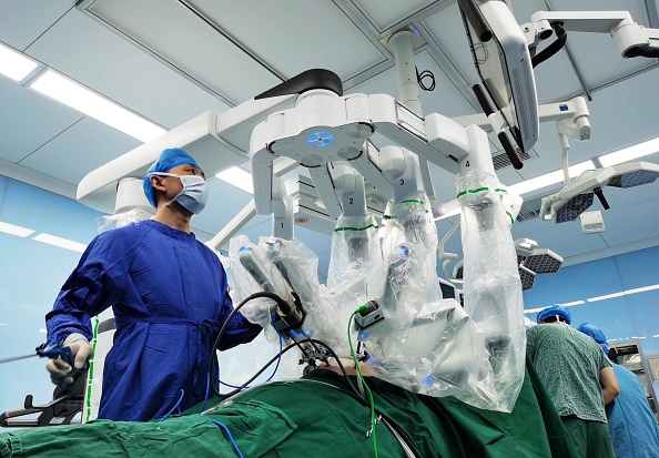 Da Vinci Surgical Robot Works In Xining