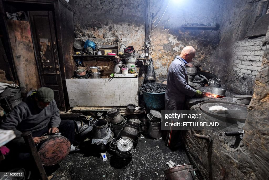 TUNISIA-RELIGION-ISLAM-RAMADAN-COPPERSMITH