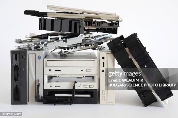 Dead User Computer 952 Dead Computer Stock Photos, High-Res Pictures, and Images - Getty ...