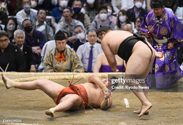 Kiribayama beats Hoshoryu on the 12th day of the 15-day Spring Grand Sumo Tournament at Edion Arena Osaka in Osaka on March 23, 2023.