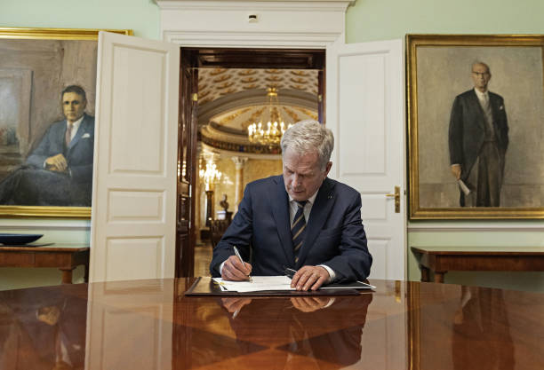 FIN: Finnish President Sauli Niinisto Signs Domestic NATO Law