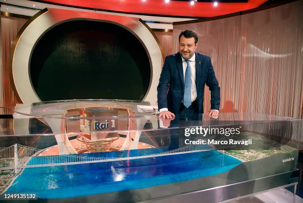 The Minister of Infrastructure Matteo Salvini with the project of the bridge over the Strait of Messina during the RAI TV show "Cinque minuti"