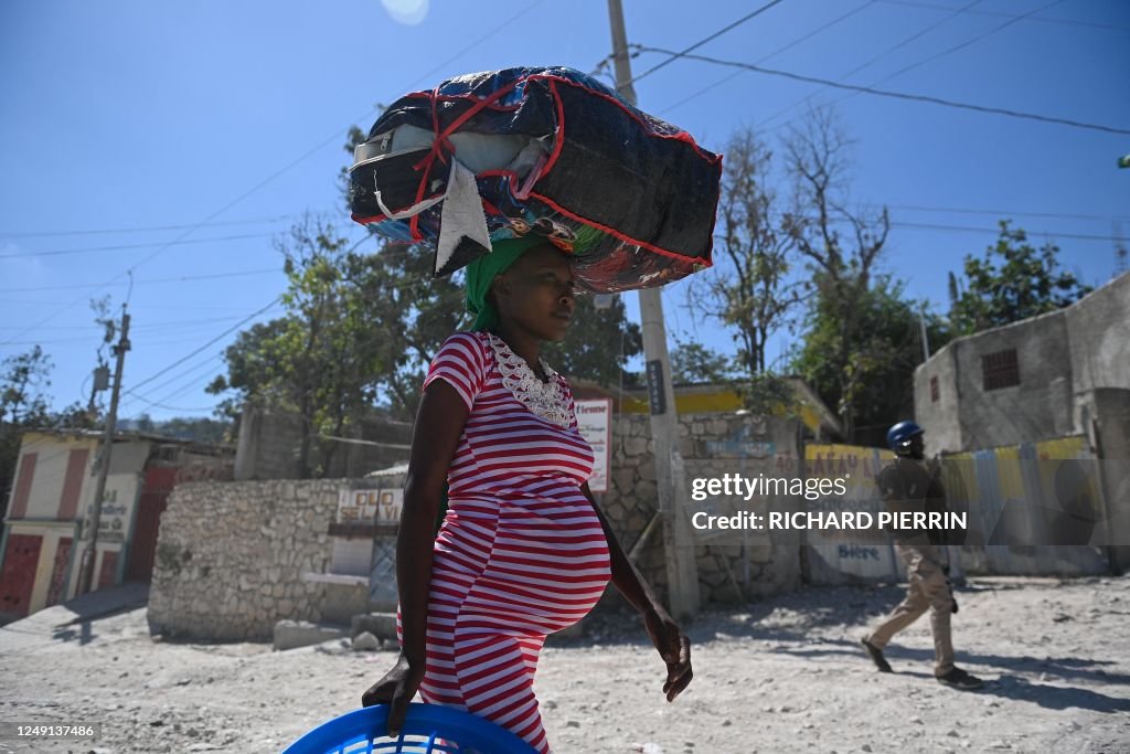 HAITI-VIOLENCE-GANGS-EVACUATION