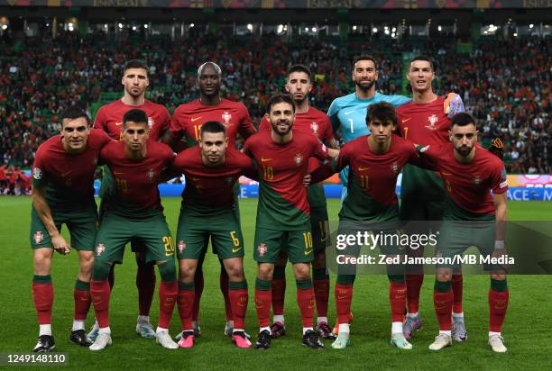 Portugal national team pose for a photograph during the UEFA EURO 2024 qualifying round group J match between Portugal and Liechtenstein at Estadio...