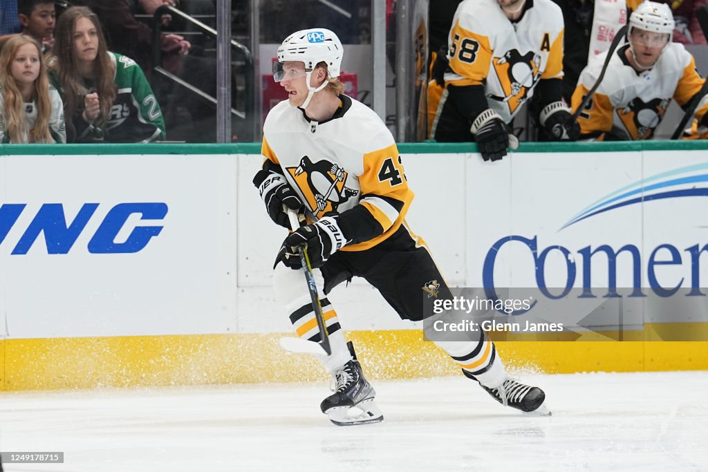 Pittsburgh Penguins v Dallas Stars