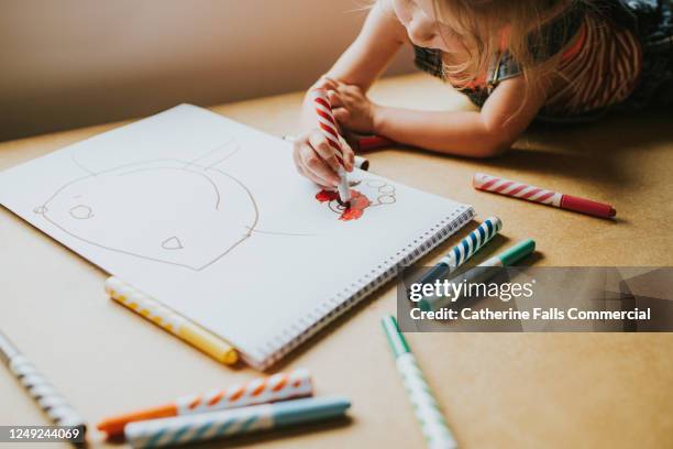 81 Kid Holding Big Pencil Stock Photos, High-Res Pictures, and Images -  Getty Images