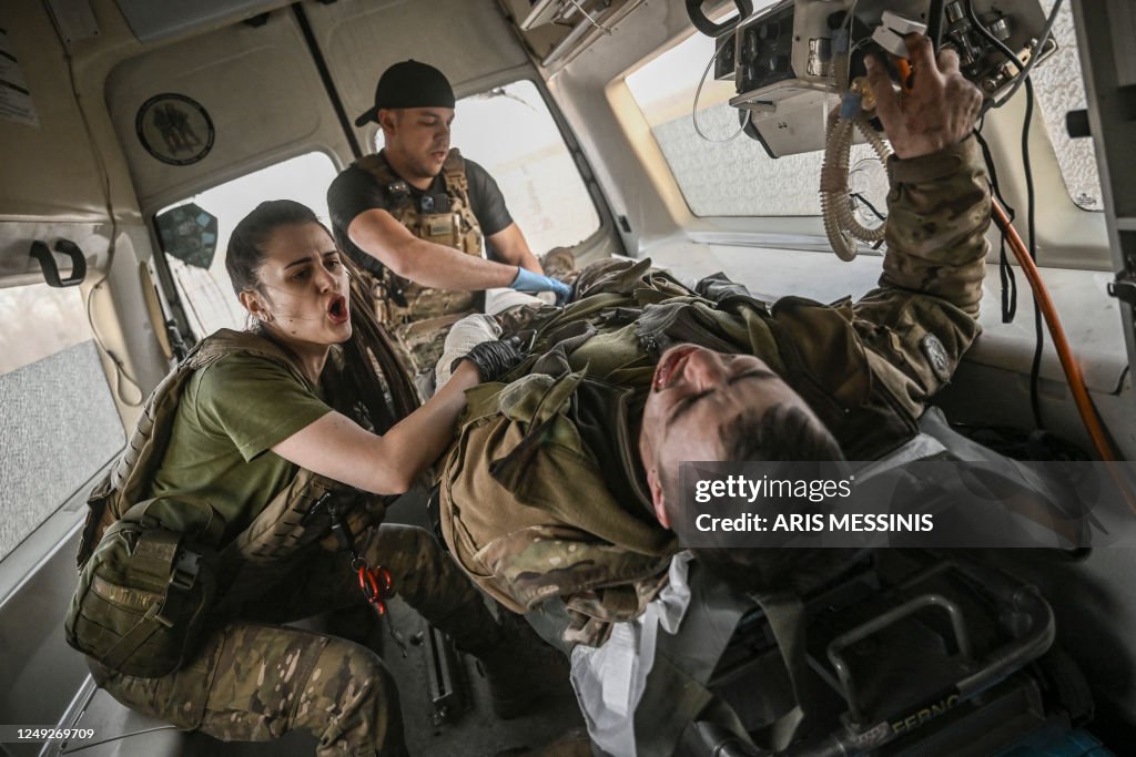 TOPSHOT-UKRAINE-RUSSIA-CONFLICT-WAR