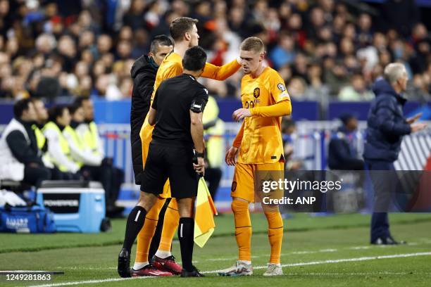 Wout Weghorst of Holland, Kenneth Taylor of Holland during the UEFA EURO 2024 qualifying match between France and Netherlands at Stade de France on...