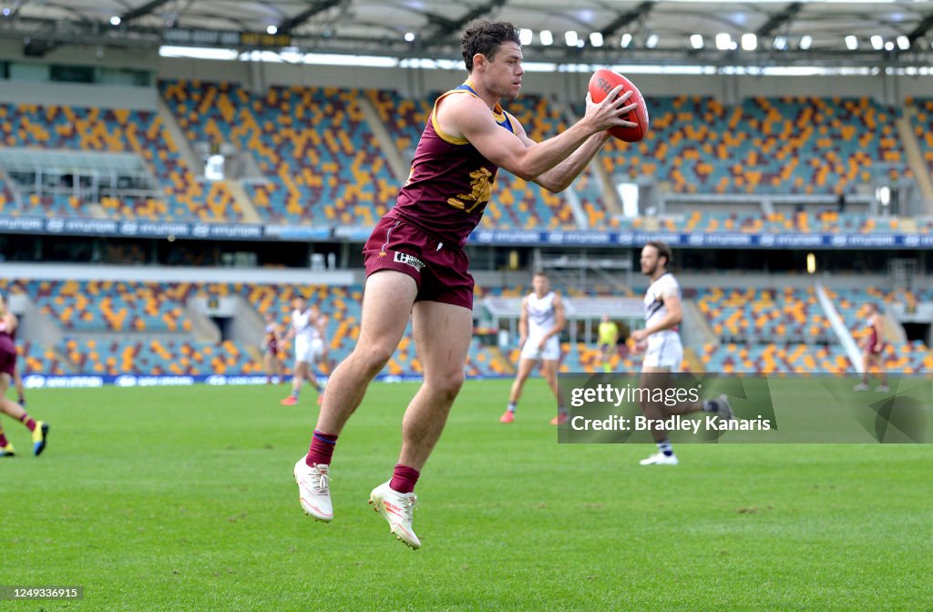 AFL Rd 2 - Brisbane v Fremantle
