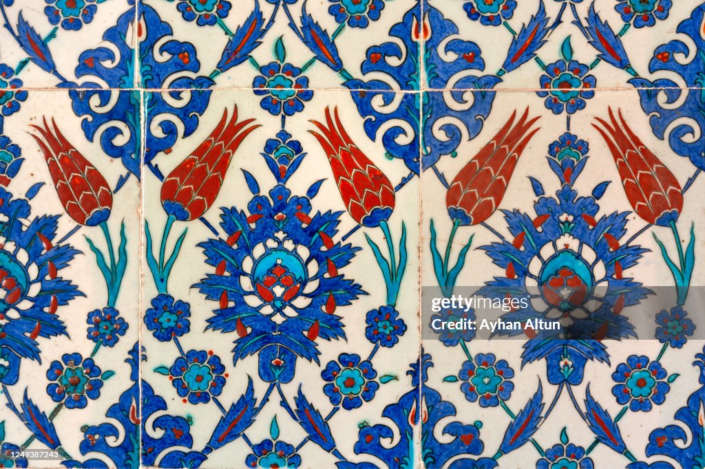 Innik Tile Iznik Tiles High-Res Stock Photo - Getty Images