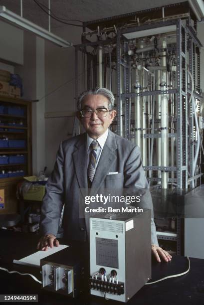 Atomic Scientists Photos and Premium High Res Pictures - Getty Images