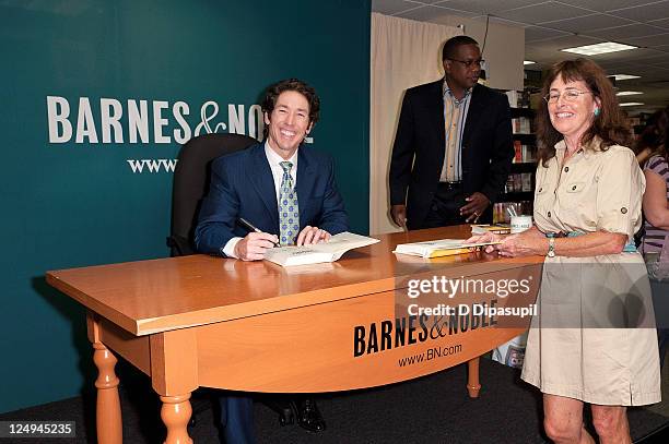 Joel Osteen promotes "Every Day A Friday: How To Be Happier 7 Days A Week" at Barnes & Noble, 5th Avenue on September 14, 2011 in New York City.