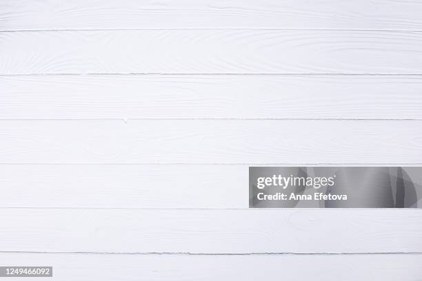 wooden surface colored with white paint - wood table texture stockfoto's en -beelden