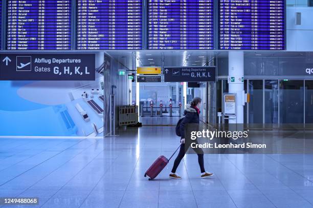 Display board on the first day of a two-day strike by baggage and security staff at Munich Airport on March 26, 2023 near Freising, Germany. Today's...