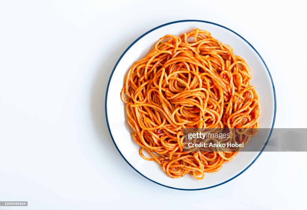 Spaghetti with tomato sauce