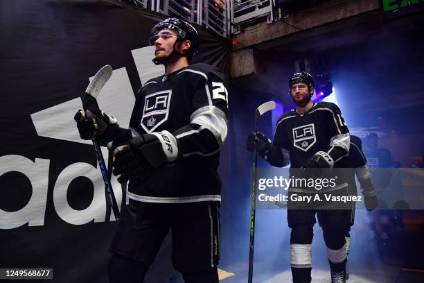 Kevin Fiala of the Los Angeles Kings takes the ice with teammates prior to the second period against the St. Louis Blues at Crypto.com Arena on March...