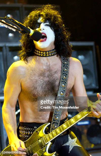 Paul Stanley of Kiss performs during the band's "World Domination" tour at Shoreline Amphitheatre on October 10, 2003 in Mountain View, California.