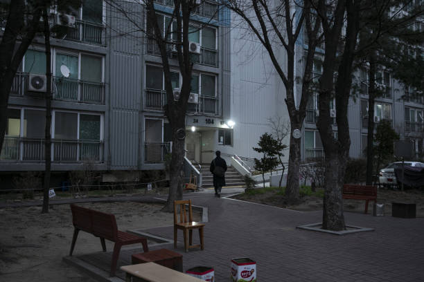 KOR: Covid-19 Exposes Wide Holes in Social Safety Net for North Korean Defectors