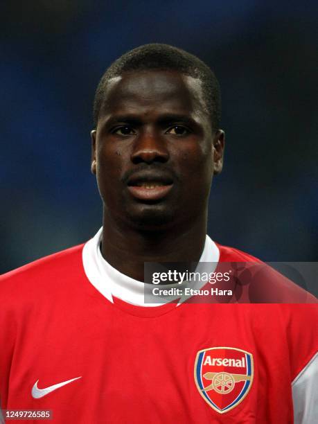 Emmanuel Eboue of Arsenal is seen prior to the UEFA Champions League Group G match between Porto and Arsenal at the Estadio do Dragao on December 6,...