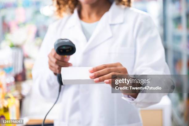 Medication Scanner Medication Barcode Scan Photos and Premium High Res Pictures - Getty Images
