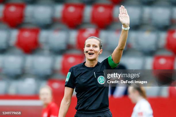 Referee Nadine Westerhoff gestures during the Flyeralarm Frauen Bundesliga match between FC Bayern Munich Women's and FF USV Jena Women's at FC...