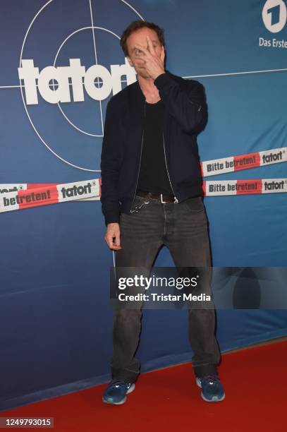 Mark Waschke attends the "Tatort: Nichts als sie Wahrheit" photocall at Delphi Filmpalast on March 28, 2023 in Berlin, Germany.