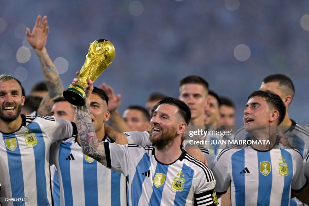 Lionel Messi linked with surprise Barcelona return