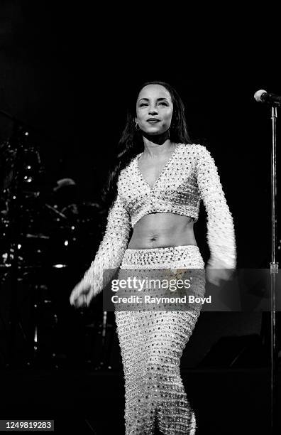 Sharde Singer 4,388 Jazz Pop Music Stock Photos, High-Res Pictures, and Images ...