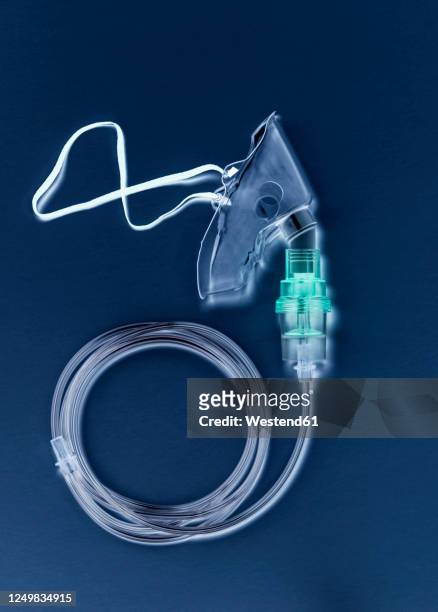 studio shot of breathing device - breathing device stock pictures, royalty-free photos & images