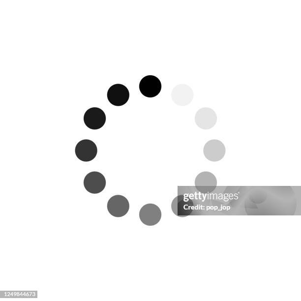 illustrations, cliparts, dessins animés et icônes de icône de préchargeur. barre ronde de progression de chargement vectoriel - roue