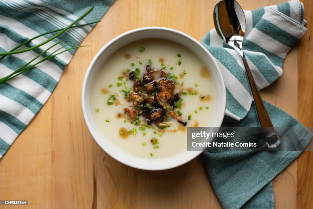 Cauliflower soup with toppings
