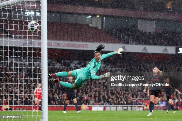 Bayern Munich goalkeeper Maria Luisa Grohs is beaten as Frida Maanum of Arsenal scores the opening goa during the UEFA Women's Champions League...