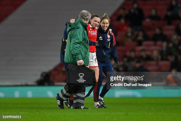 Katie McCabe of Arsenal WFC injured during the UEFA Women's Champions League quarter-final 2nd leg match between Arsenal and FC Bayern München at...