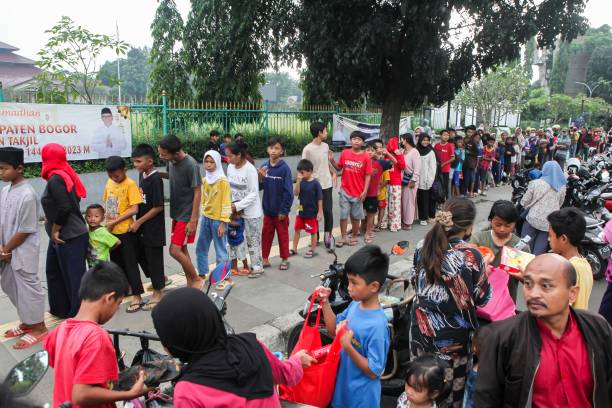 IDN: Free Iftar Meals In Bogor, Indonesia