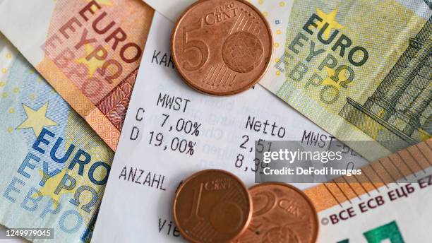 Euro Receipt Example 1,823 Cash Receipt Stock Photos, High-Res Pictures, and Images - Getty ...