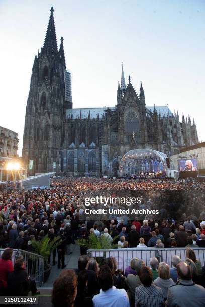 Bläck Fööss 40 Jahre Jubiläumskonzerte - Die Kölsch-Rock Band "Bläck Fööss" gibt aus Anlass ihres 40-jährigen Jubiläums drei Konzerte auf dem...