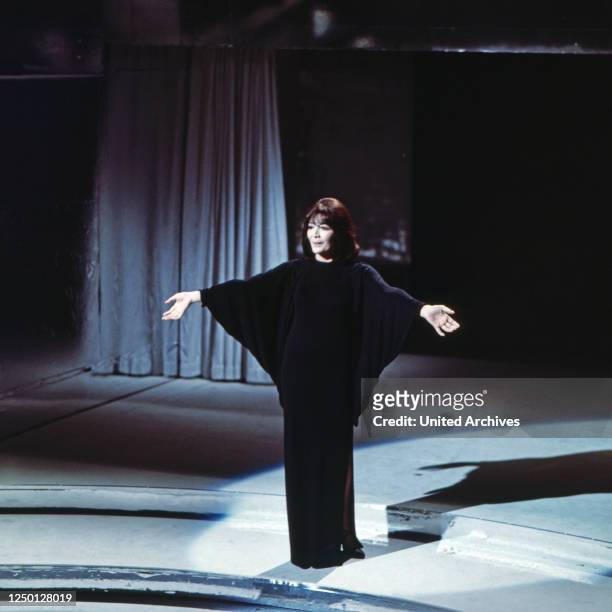 Liedercircus, Musikshow, Deutschland 1977, Gaststar: Juliette Greco.