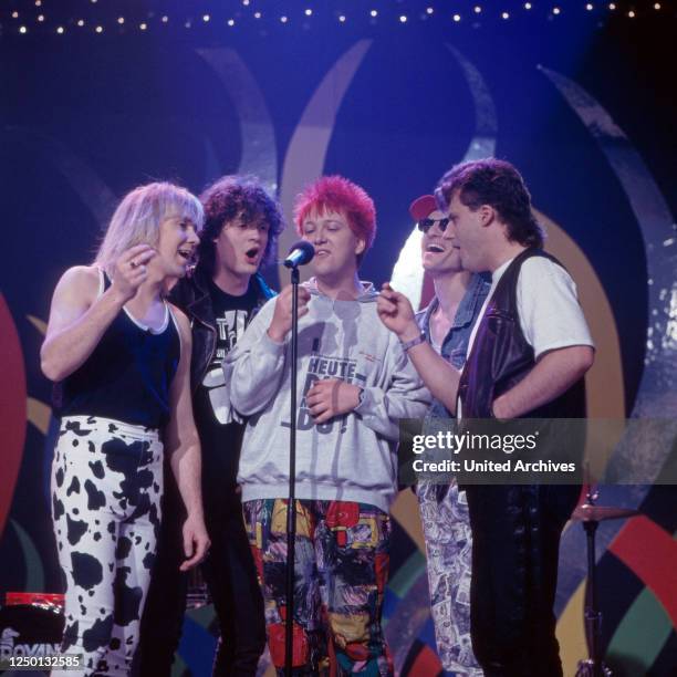 Die deutsche Musikgruppe "Die Prinzen" um Sänger Sebastian Krumbiegel , Deutschland 1990er Jahre.
